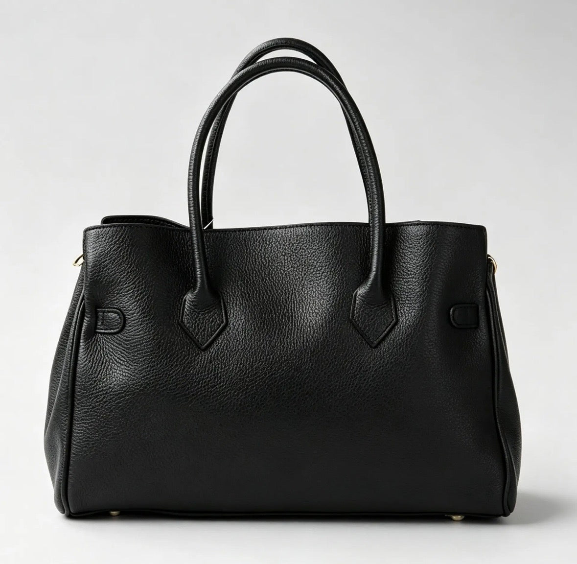 Classy Borsa Tote in Pelle Martellata con Dettagli Dorati