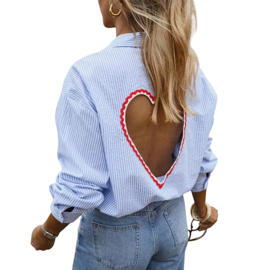 Camicia a righe con cuore cut-out sul retro